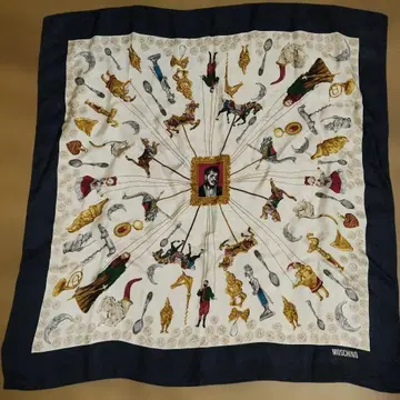 MOSCHINO 실크 스카프 말과 장식품