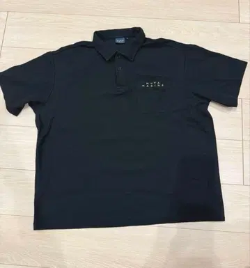 MUTA MARINE 블랙 피케 셔츠 가슴 포켓 부착