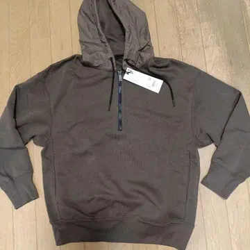 유니클로 UNIQLO +J 드라이 맨투맨 하프 지퍼 후드티 올리브