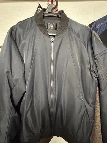 HARE 블랙 MA-1 자켓 M 사이즈