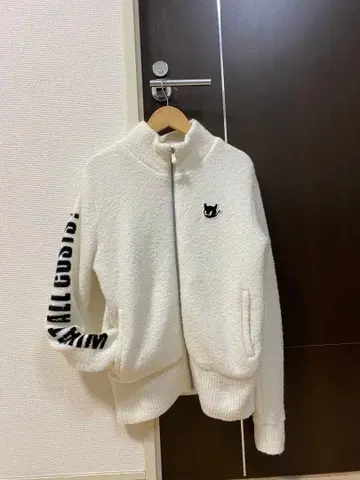 WAAC 화이트 플리스 다운 안감 부착