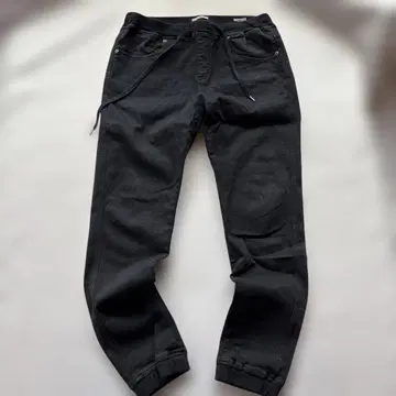 BAYFLOW 베이플로우 블랙/블랙 조거 팬츠 사이즈 4