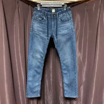 깨끗한 새상품급 YANUK 야누크 윈터 리조트 청바지 2 S 사이즈