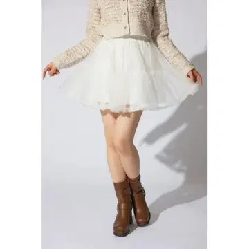 jouetie 쥬에티 튜튜 스커트 화이트 볼륨 파니에