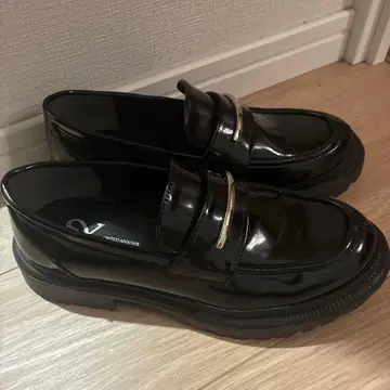 새상품급 UNITED ARROWS 블랙 로퍼