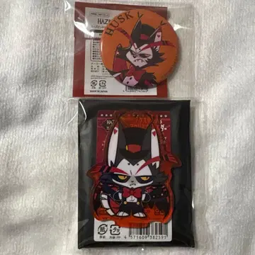 해즈빈 호텔 허스크 아크릴 스탠드로도 변신 가능한 아크릴 키링 캔뱃지