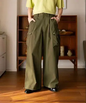 Soerte 카고 팬츠 사이즈 1