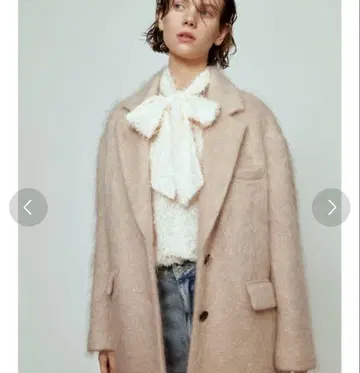 FRAY I.D 자카드 보타이 턱 슬리브 블라우스 아이보리