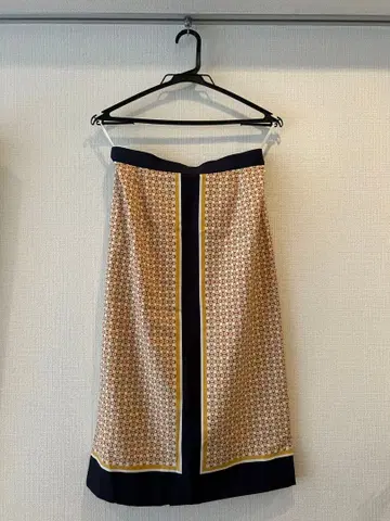 UNITED ARROWS 타이트 스커트 스카프 프린트 38