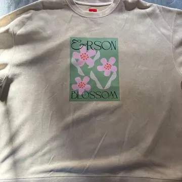 &RSON 꽃무늬 프린트 맨투맨 L 사이즈