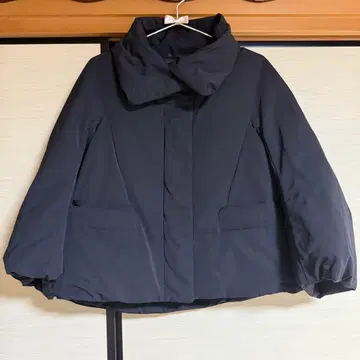 유니클로 하이브리트 다운 자켓 블랙 XS