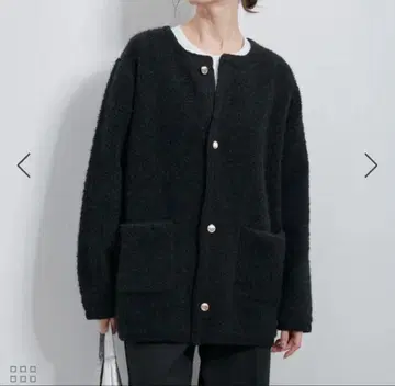 로페피크닉 골드 버튼 루프 편직 니트 가디건 (미들 기장)