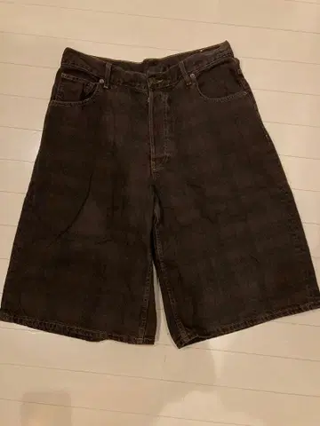 ZARA 조츠 하프 데님 팬츠 브라운