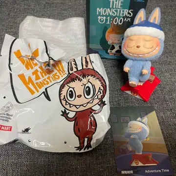 POP MART THE MONSTERS 01:00 AM