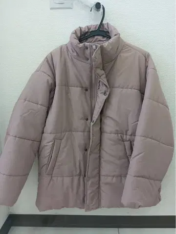 내추럴 쿠튀르 핑크 다운 자켓