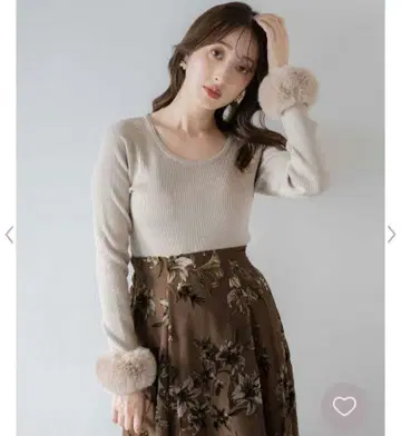 노엘라 인조 모피 슬리브 니트