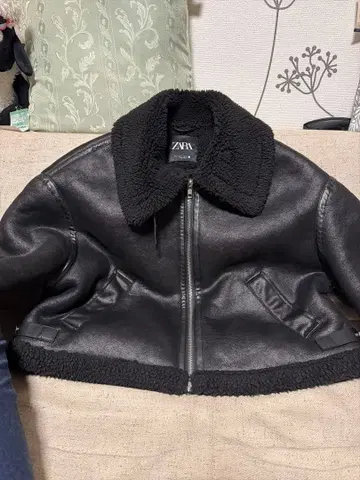 ZARA 블랙 가죽 보아 자켓 L