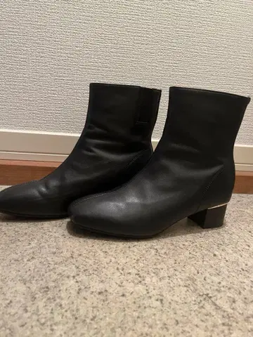 오리엔탈 트래픽 소프트 레더 메탈릭 라인 부츠 L