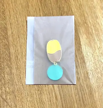 UAE 파빌리온 핀 배지