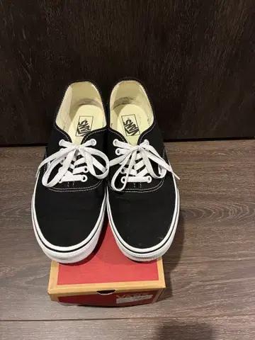VANS authentic 28.5 블랙 스니커즈 US 규격