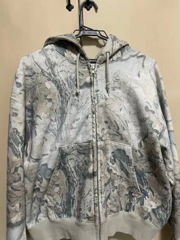 BEAMS 리얼트리 지퍼 후드티 S tig 착용