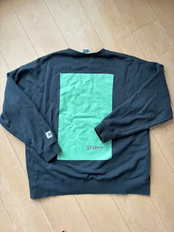 다크 그레이 크루넥 트레이닝복