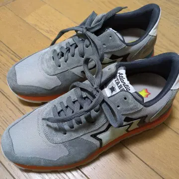 캐주얼 스니커즈 그레이 이중 별 로고