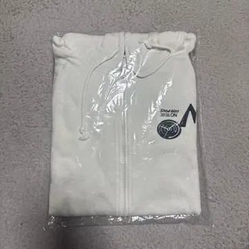 SnowMan 언제나의 사이즈 후드티