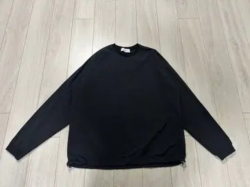 낫토 컴팩트 나일론 풀오버 블랙