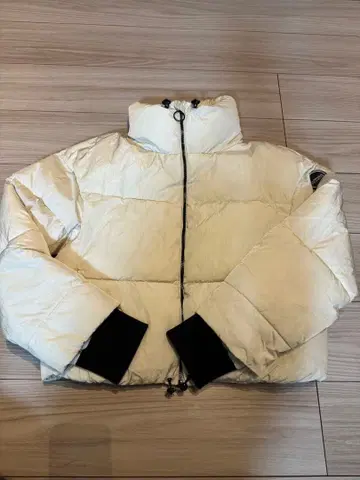 ZARA 다운 자켓 화이트