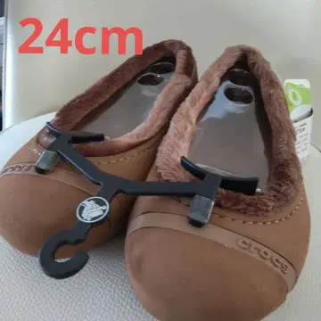 새상품 crocs 브라운 24cm