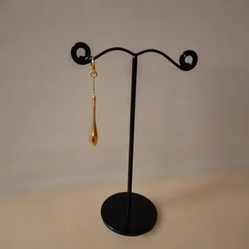 Jouete 골드 드롭형 귀찌 (한쪽)