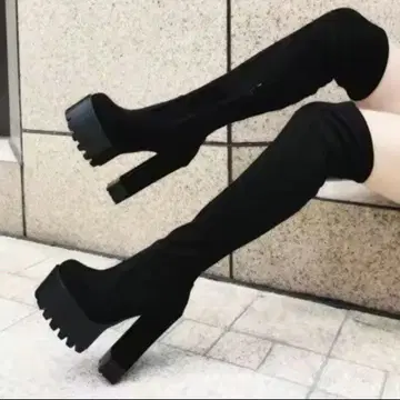 블랙 스트레치 핏 니하이 부츠