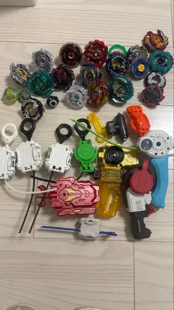 베이블레이드 상의와 런처 세트