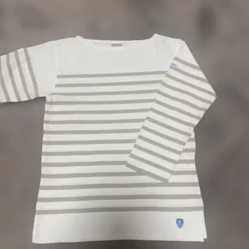 오르치발 화이트/베이지 스트라이프 긴팔 T셔츠