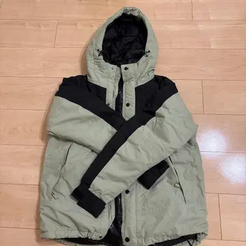 워크맨 이지스 퓨전 다운 M 사이즈 피스타치오