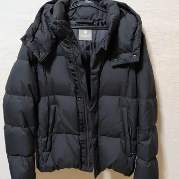 미사용 나노 유니버스 다운 자켓 블랙 L 사이즈