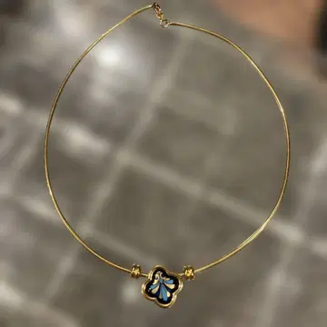 MICHAELA FREY 목걸이