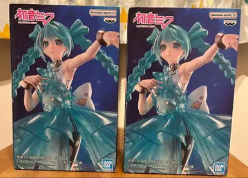 [ 미개봉 ] BANPRESTO 하츠네 미쿠 클리어 스타일 2체 세트