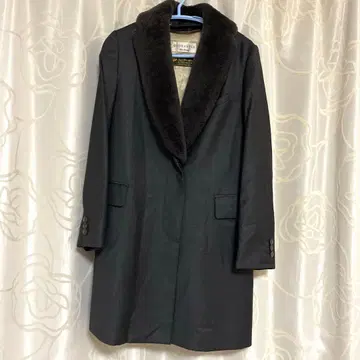 오드 랜트 퍼 옷깃 하프 코트 새상품급