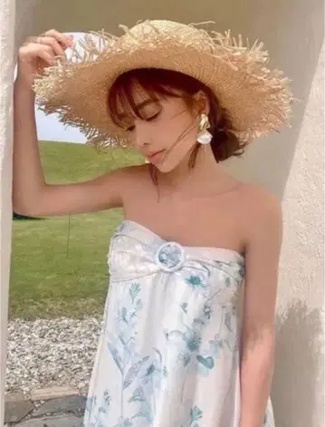 [ 새상품 ] 에이미 이스트 월 맥시 원피스 리조트 원피스