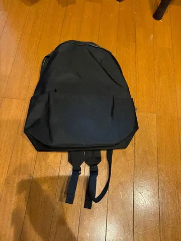 KEYUCA 블랙 백팩