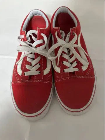 레드 스니커즈 US 6.0 / 7.5