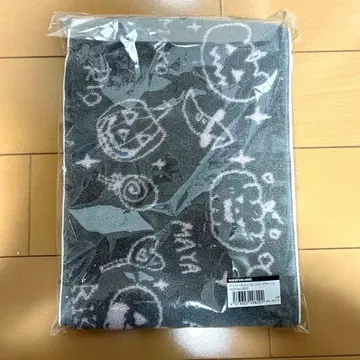 Live with U 2025 'NEW EMOTION 머플러 타월