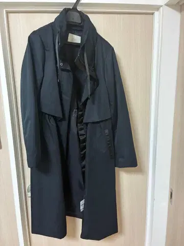 Zelal 블랙 트렌치코트