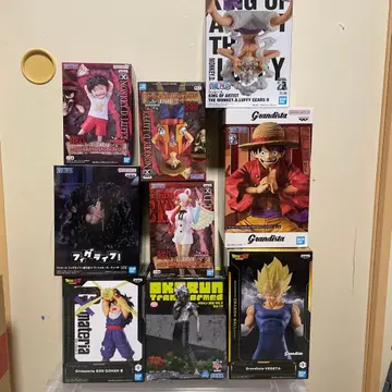 애니메이션 캐릭터 피규어 묶음 판매