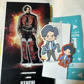 타치바나 켄치 아크릴 스탠드 러버 키링 스티커 세트