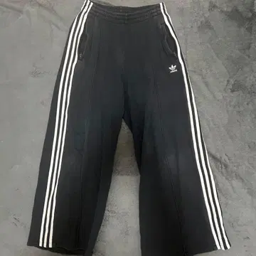 adidas 와이드 렉 팬츠 블랙 L 택 포함.