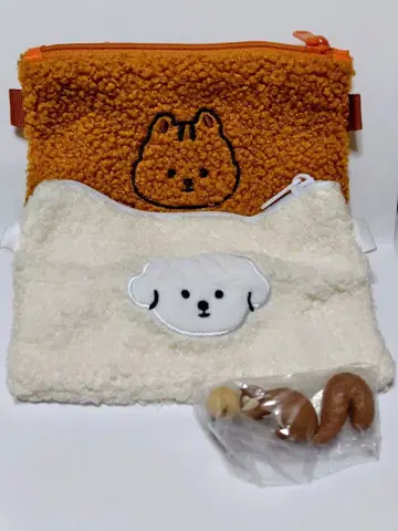 보송보송 파우치 다람쥐 피규어