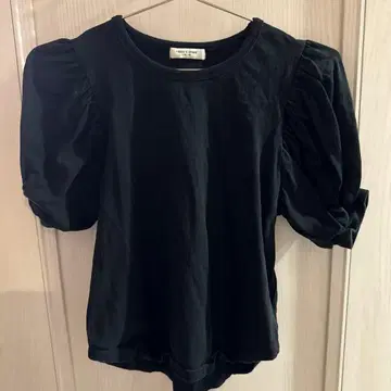 FREAK'S STORE 블랙 퍼프 슬리브 상의